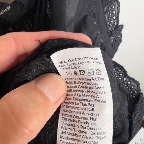 Madewell $78 Embroidered Ruffle Trim Top Black Size L NU928 - Picture 4 of 7